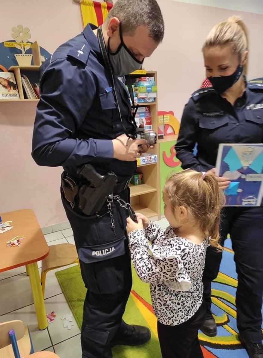 Zdjęcie w galerii na portalu naszwodzislaw.com: Podopieczni Bursztynka poznali zasady bezpieczeństwa wiadomości z regionu