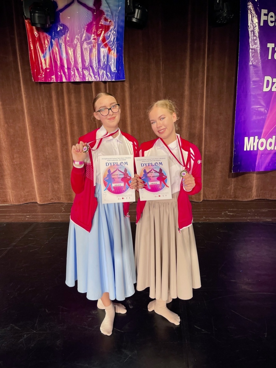 Zdjęcie w galerii na portalu naszwodzislaw.com: Zespoły z WCK nagrodzone na zawodach tanecznych wiadomości z regionu