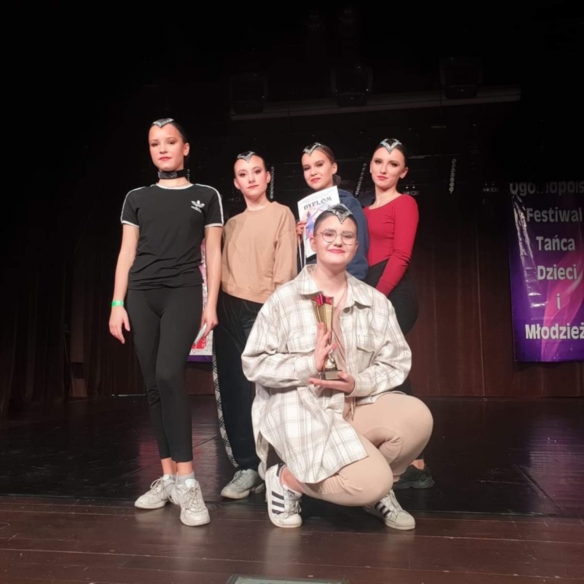 Zdjęcie w galerii na portalu naszwodzislaw.com: Zespoły z WCK nagrodzone na zawodach tanecznych wiadomości z regionu