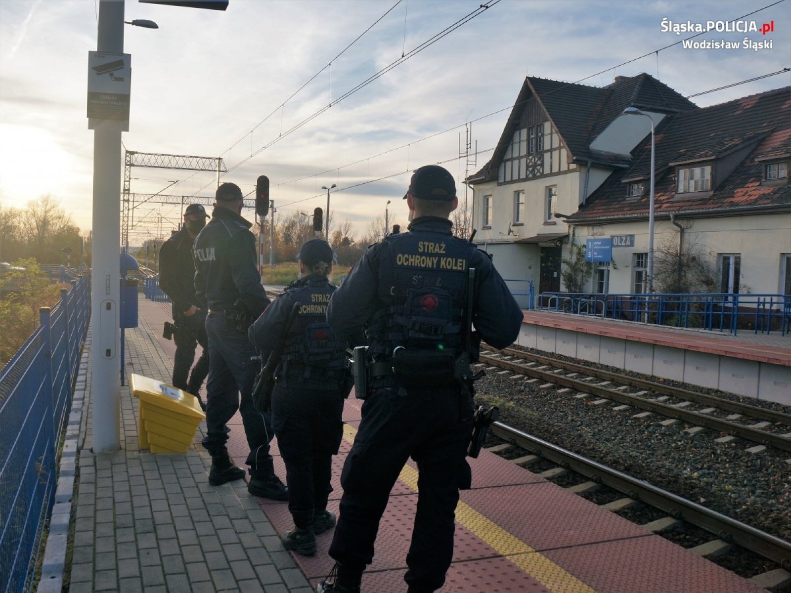 Zdjęcie w galerii na portalu naszwodzislaw.com: Wspólne działania policji i SOK. Posypały się mandaty wiadomości z regionu