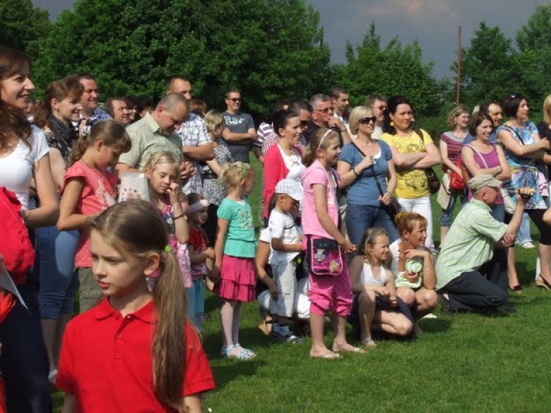 Zdjęcie w galerii na portalu naszwodzislaw.com: Mama, tata i ja - festyn w Zawadzie wiadomości z regionu