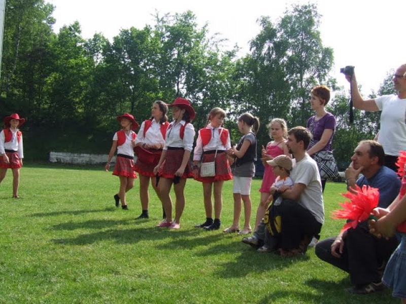 Zdjęcie w galerii na portalu naszwodzislaw.com: Mama, tata i ja - festyn w Zawadzie wiadomości z regionu