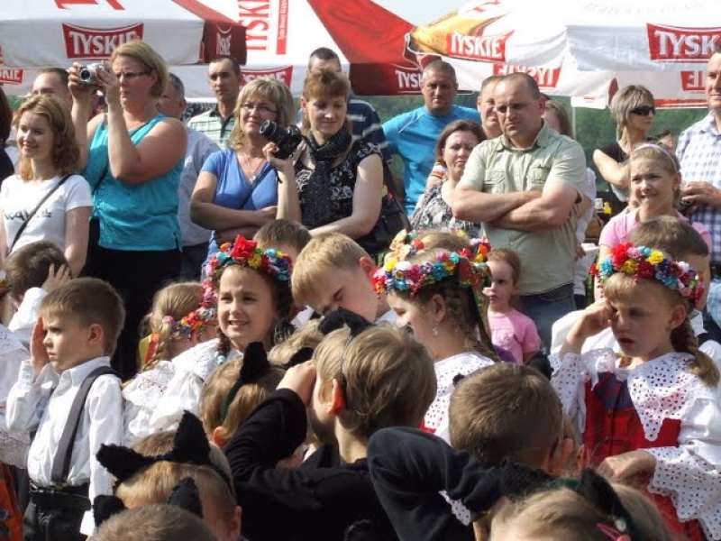 Zdjęcie w galerii na portalu naszwodzislaw.com: Mama, tata i ja - festyn w Zawadzie wiadomości z regionu