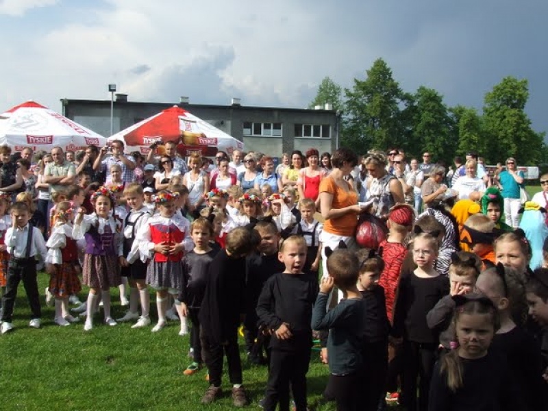 Zdjęcie w galerii na portalu naszwodzislaw.com: Mama, tata i ja - festyn w Zawadzie wiadomości z regionu