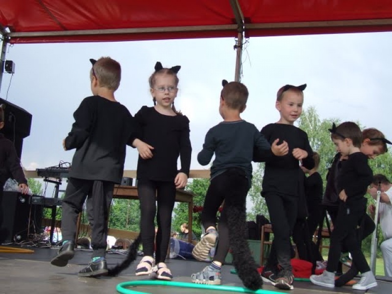 Zdjęcie w galerii na portalu naszwodzislaw.com: Mama, tata i ja - festyn w Zawadzie wiadomości z regionu