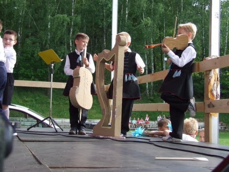 Zdjęcie w galerii na portalu naszwodzislaw.com: Mama, tata i ja - festyn w Zawadzie wiadomości z regionu