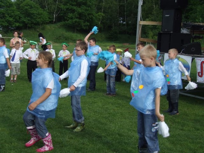 Zdjęcie w galerii na portalu naszwodzislaw.com: Mama, tata i ja - festyn w Zawadzie wiadomości z regionu