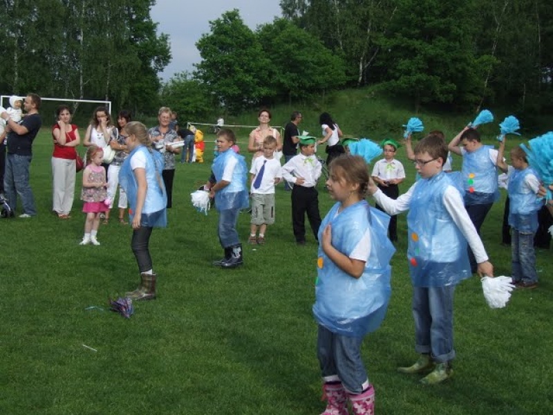 Zdjęcie w galerii na portalu naszwodzislaw.com: Mama, tata i ja - festyn w Zawadzie wiadomości z regionu