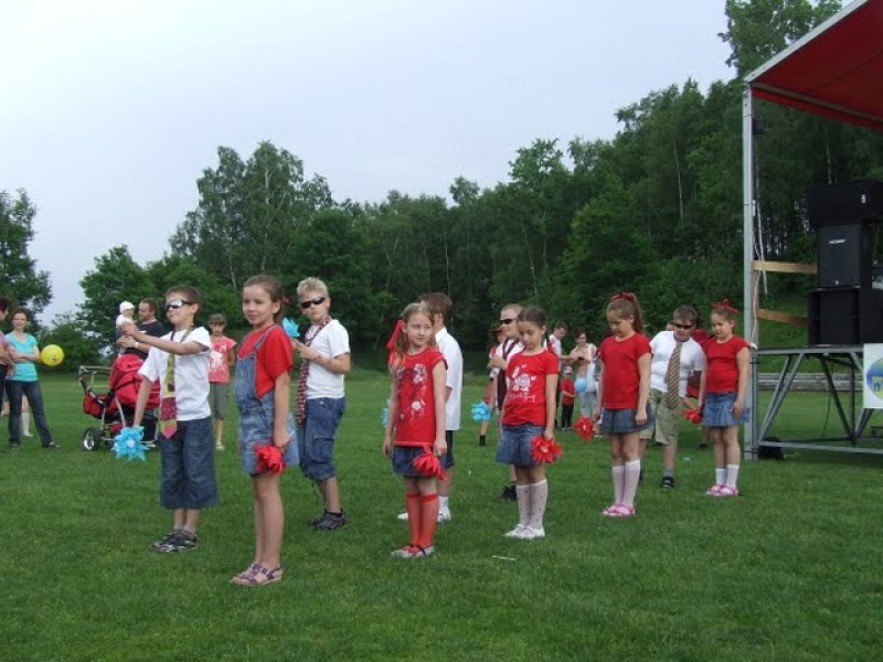 Zdjęcie w galerii na portalu naszwodzislaw.com: Mama, tata i ja - festyn w Zawadzie wiadomości z regionu