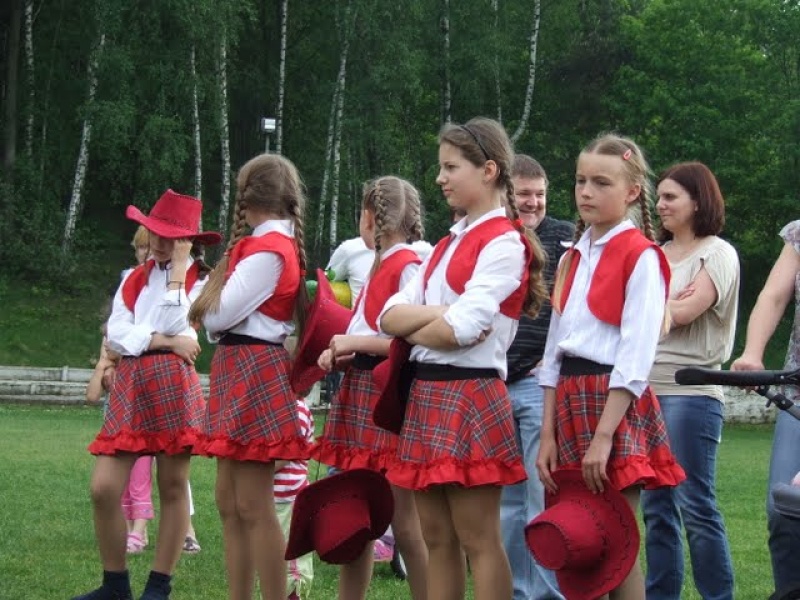 Zdjęcie w galerii na portalu naszwodzislaw.com: Mama, tata i ja - festyn w Zawadzie wiadomości z regionu