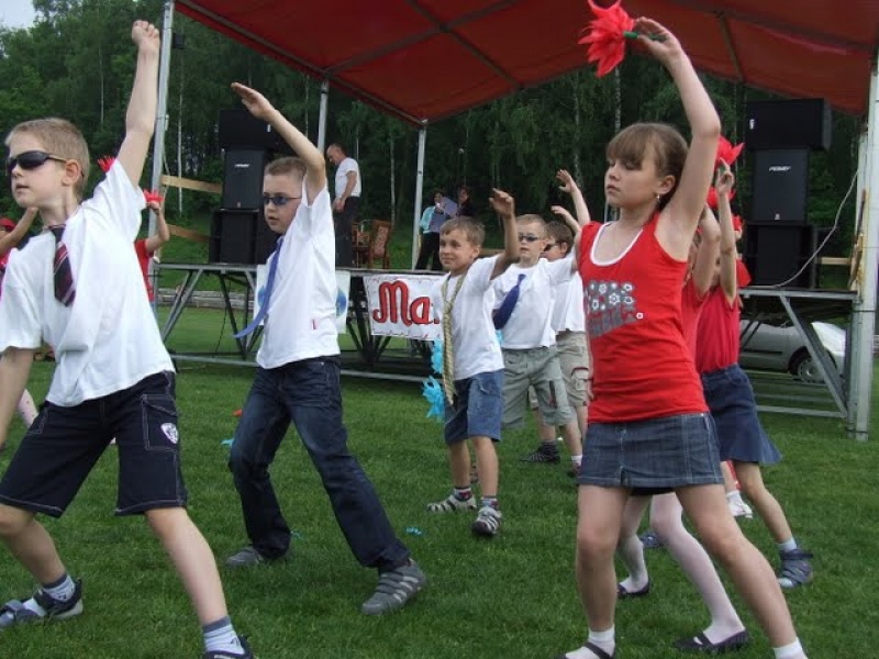 Zdjęcie w galerii na portalu naszwodzislaw.com: Mama, tata i ja - festyn w Zawadzie wiadomości z regionu