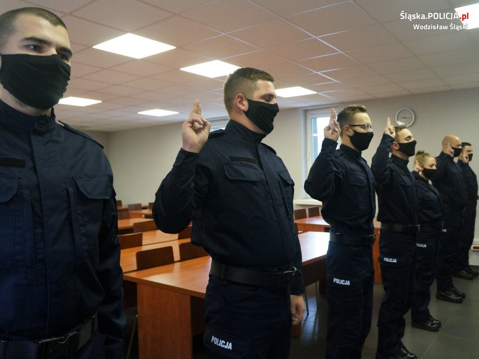 Zdjęcie w galerii na portalu naszwodzislaw.com: Nowi funkcjonariusze ślubowali w wodzisławskiej komendzie wiadomości z regionu