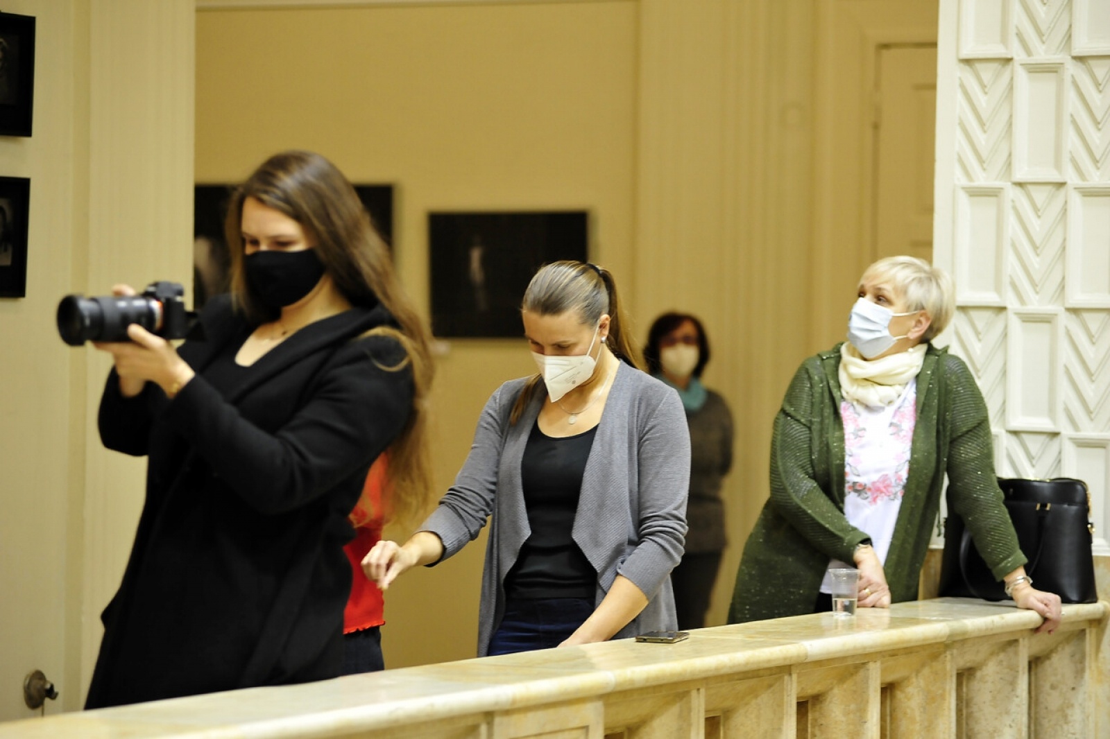 Zdjęcie w galerii na portalu naszwodzislaw.com: Spojrzenia-Vzhled. Jubileuszowa wystawa FOTONu w Opawie wiadomości z regionu