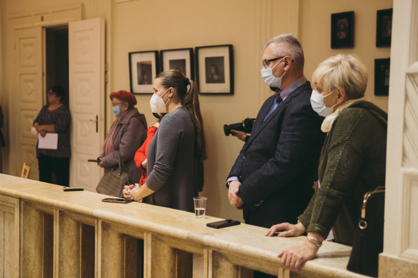 Zdjęcie w galerii na portalu naszwodzislaw.com: Spojrzenia-Vzhled. Jubileuszowa wystawa FOTONu w Opawie wiadomości z regionu