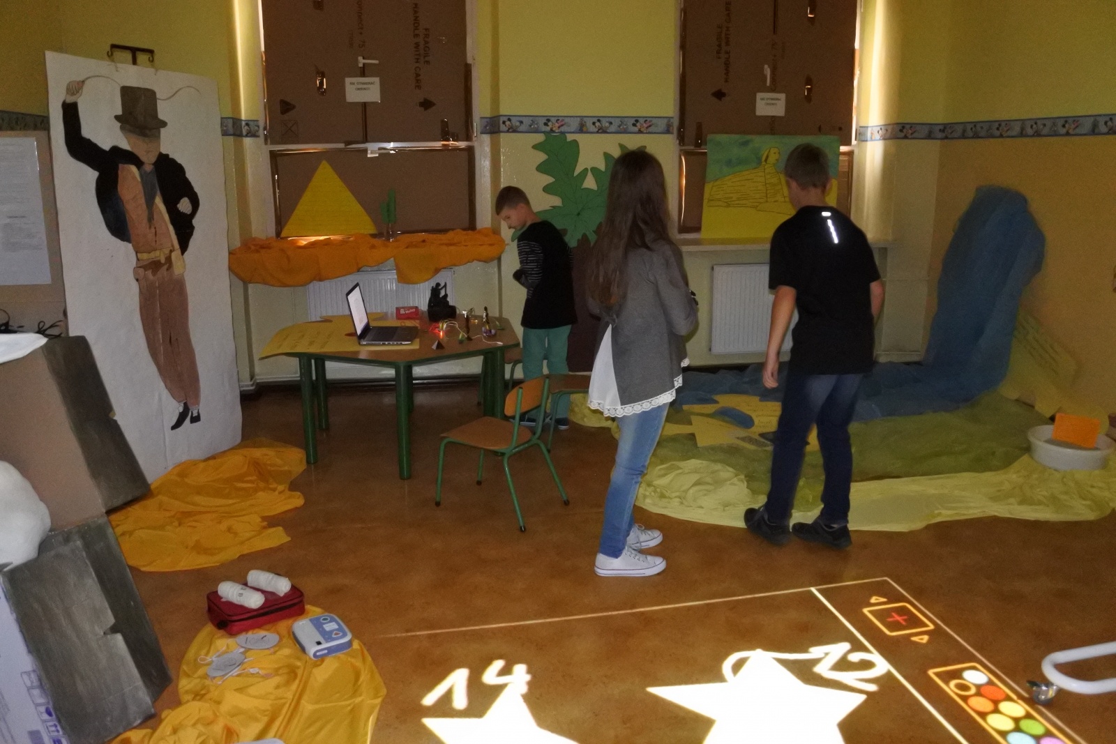 Zdjęcie w galerii na portalu naszwodzislaw.com: Uczniowie pszowskiej SP 1 śladami polskiego Indiany Jonesa wiadomości z regionu