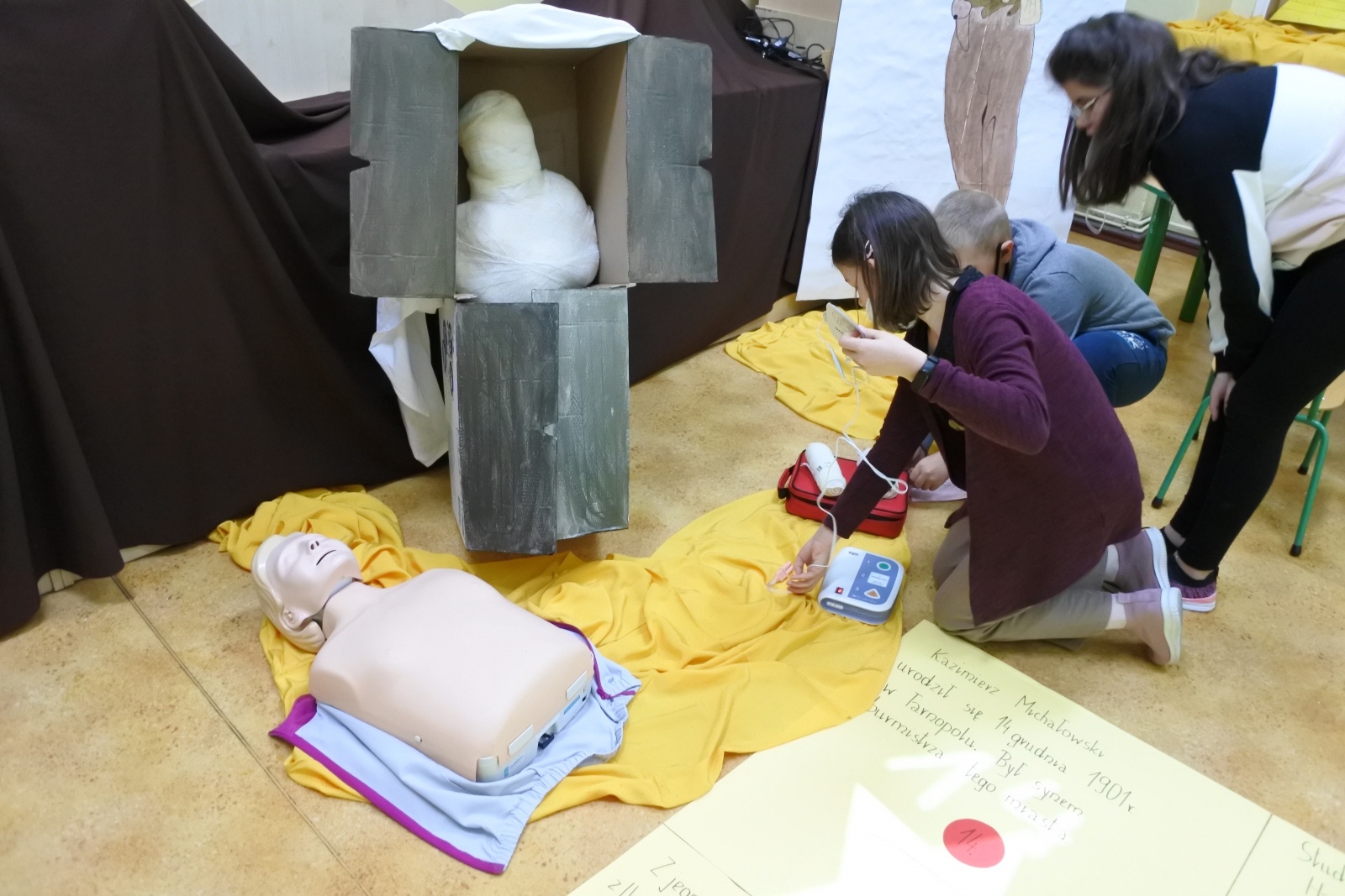 Zdjęcie w galerii na portalu naszwodzislaw.com: Uczniowie pszowskiej SP 1 śladami polskiego Indiany Jonesa wiadomości z regionu