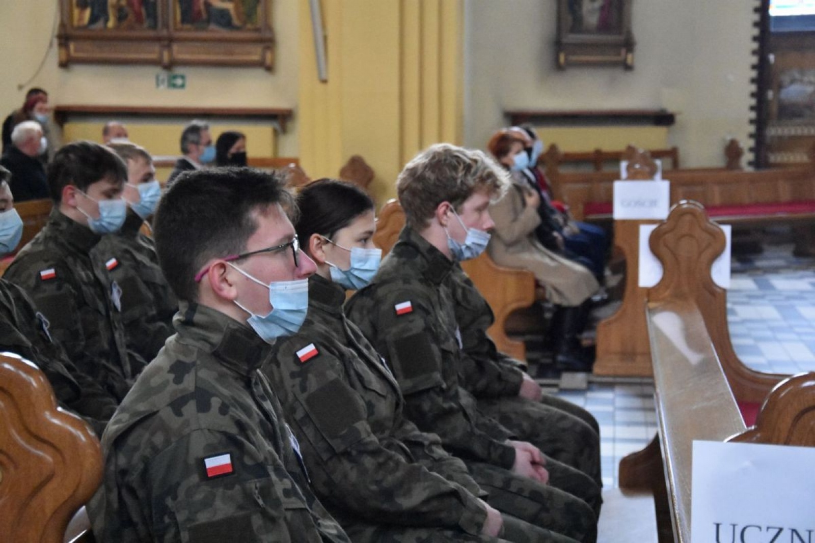 Zdjęcie w galerii na portalu naszwodzislaw.com: Klasy mundurowe z Rydułtów ślubowały [FOTO] wiadomości z regionu