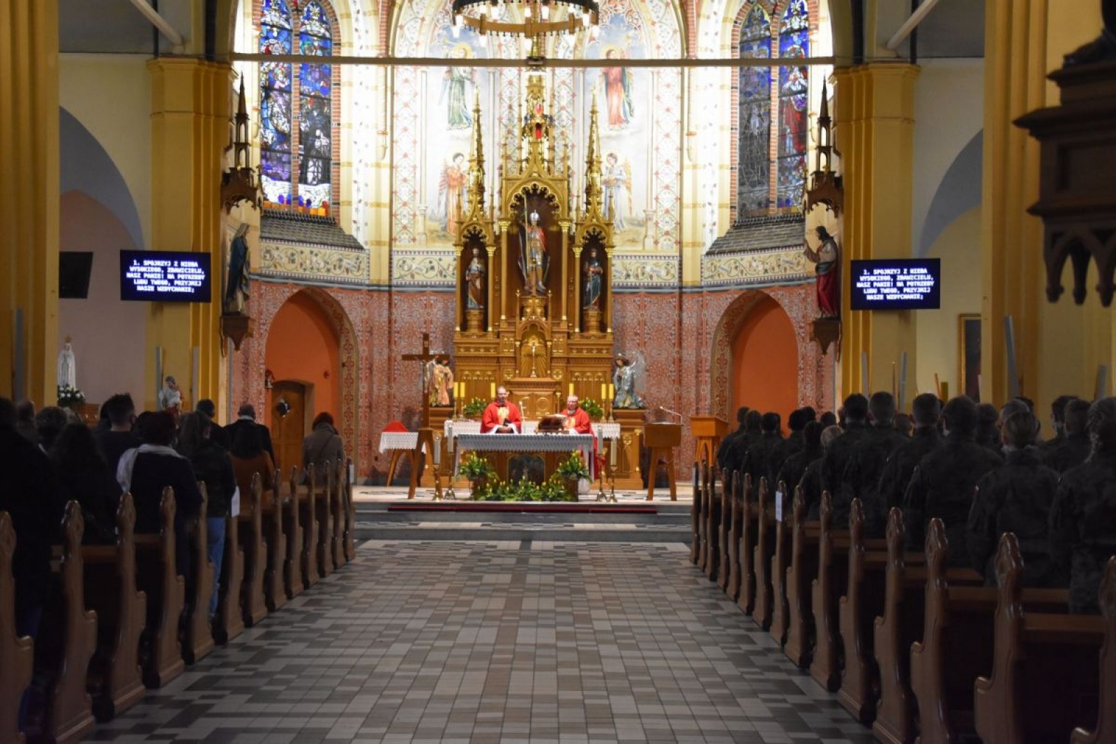 Zdjęcie w galerii na portalu naszwodzislaw.com: Klasy mundurowe z Rydułtów ślubowały [FOTO] wiadomości z regionu