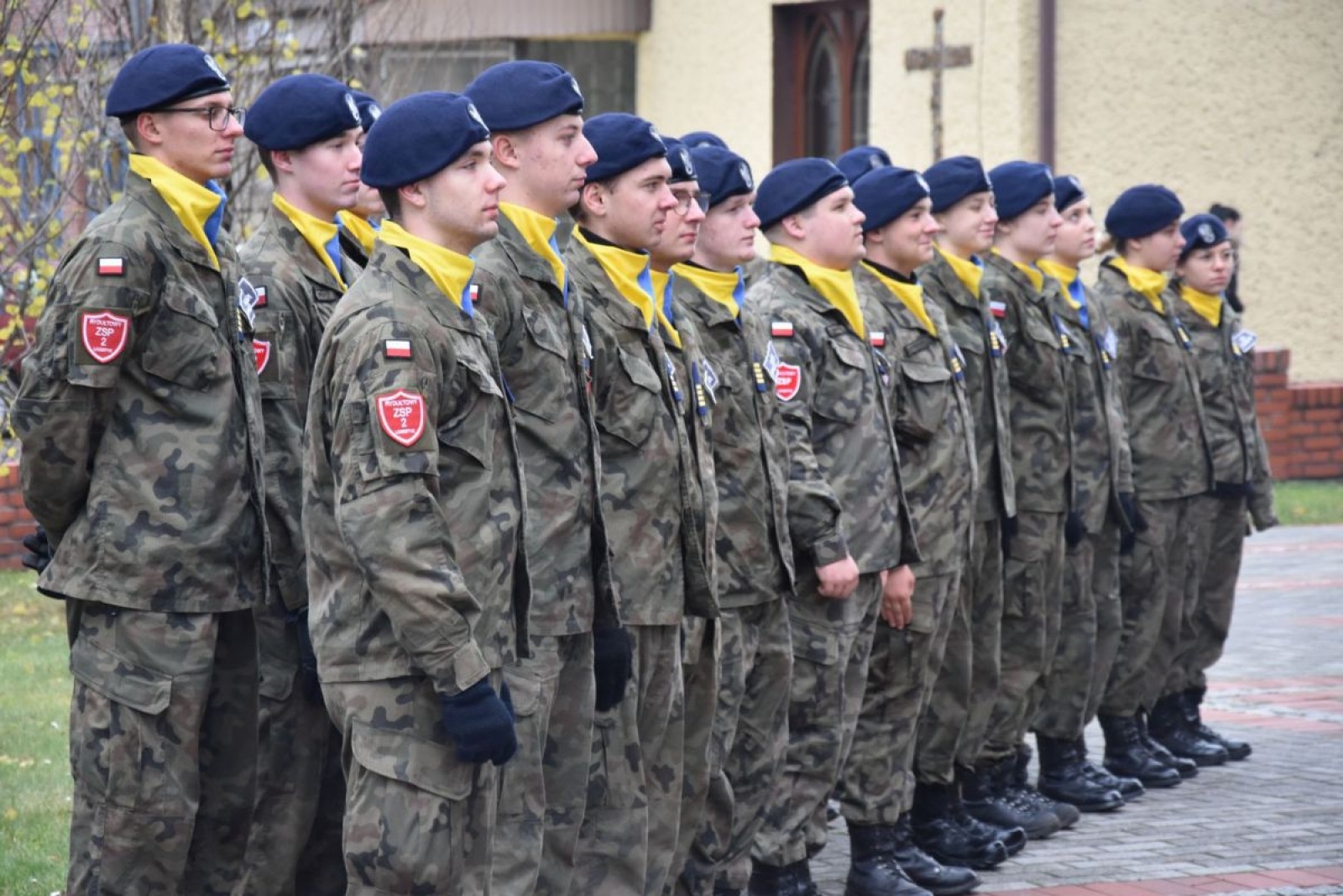 Zdjęcie w galerii na portalu naszwodzislaw.com: Klasy mundurowe z Rydułtów ślubowały [FOTO] wiadomości z regionu