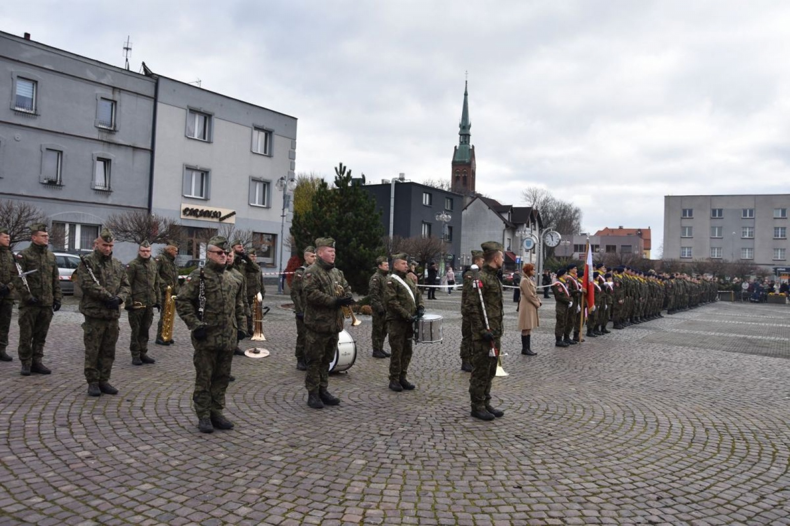Zdjęcie w galerii na portalu naszwodzislaw.com: Klasy mundurowe z Rydułtów ślubowały [FOTO] wiadomości z regionu