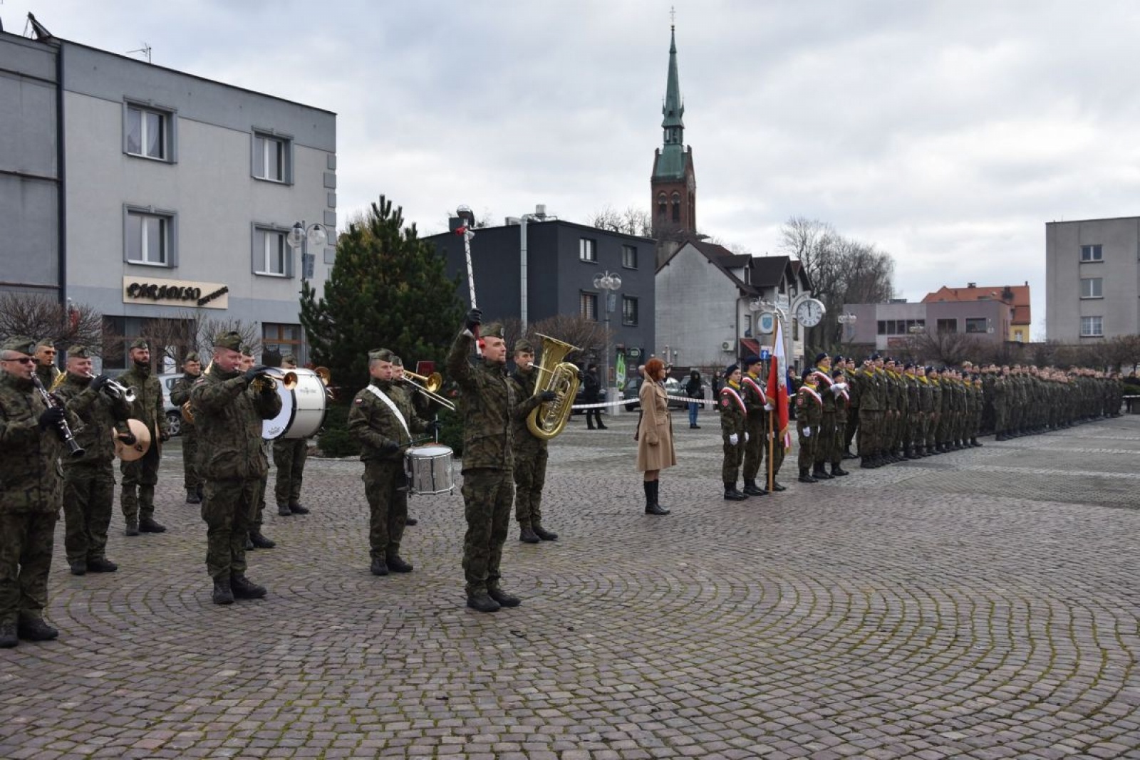 Zdjęcie w galerii na portalu naszwodzislaw.com: Klasy mundurowe z Rydułtów ślubowały [FOTO] wiadomości z regionu