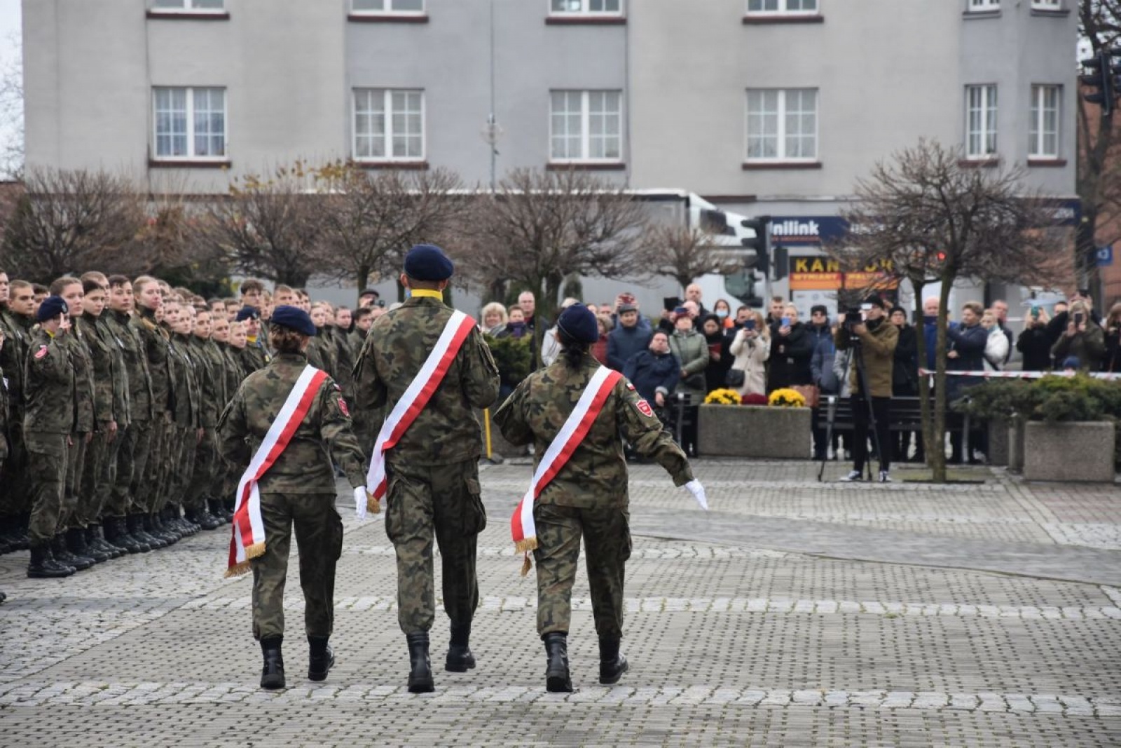 Zdjęcie w galerii na portalu naszwodzislaw.com: Klasy mundurowe z Rydułtów ślubowały [FOTO] wiadomości z regionu