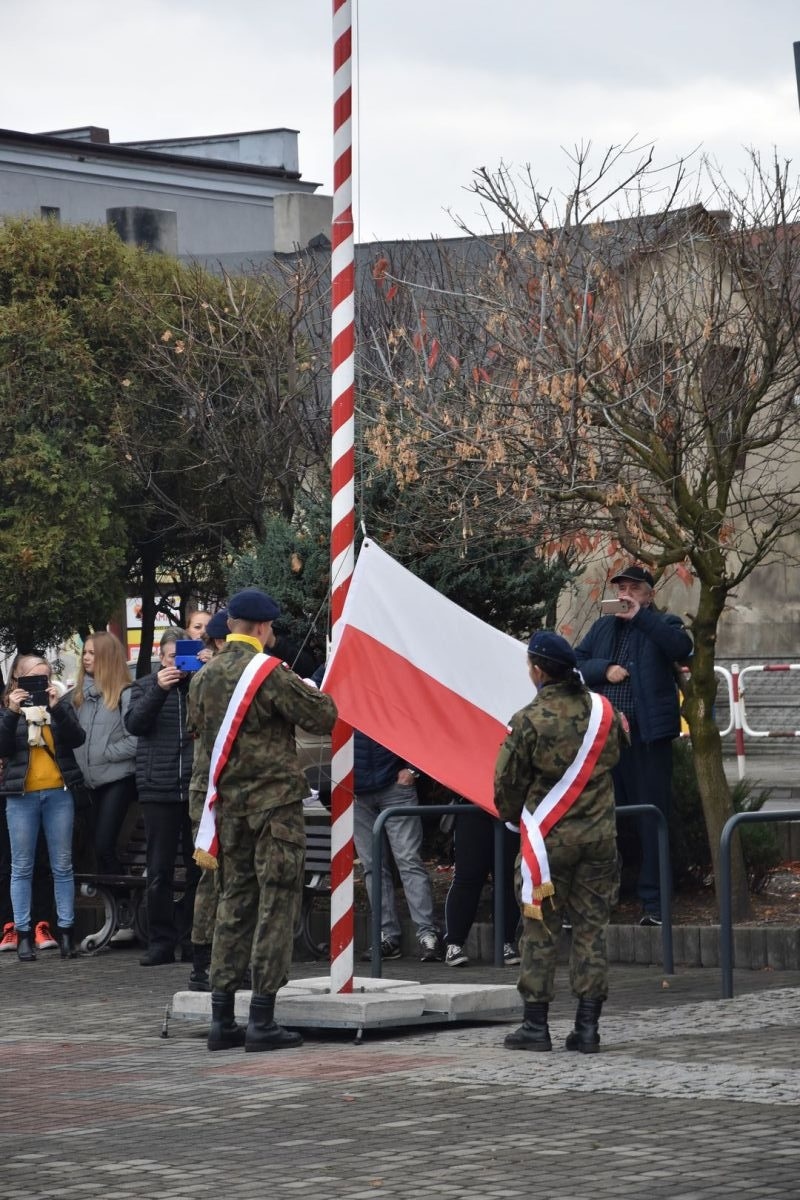 Zdjęcie w galerii na portalu naszwodzislaw.com: Klasy mundurowe z Rydułtów ślubowały [FOTO] wiadomości z regionu
