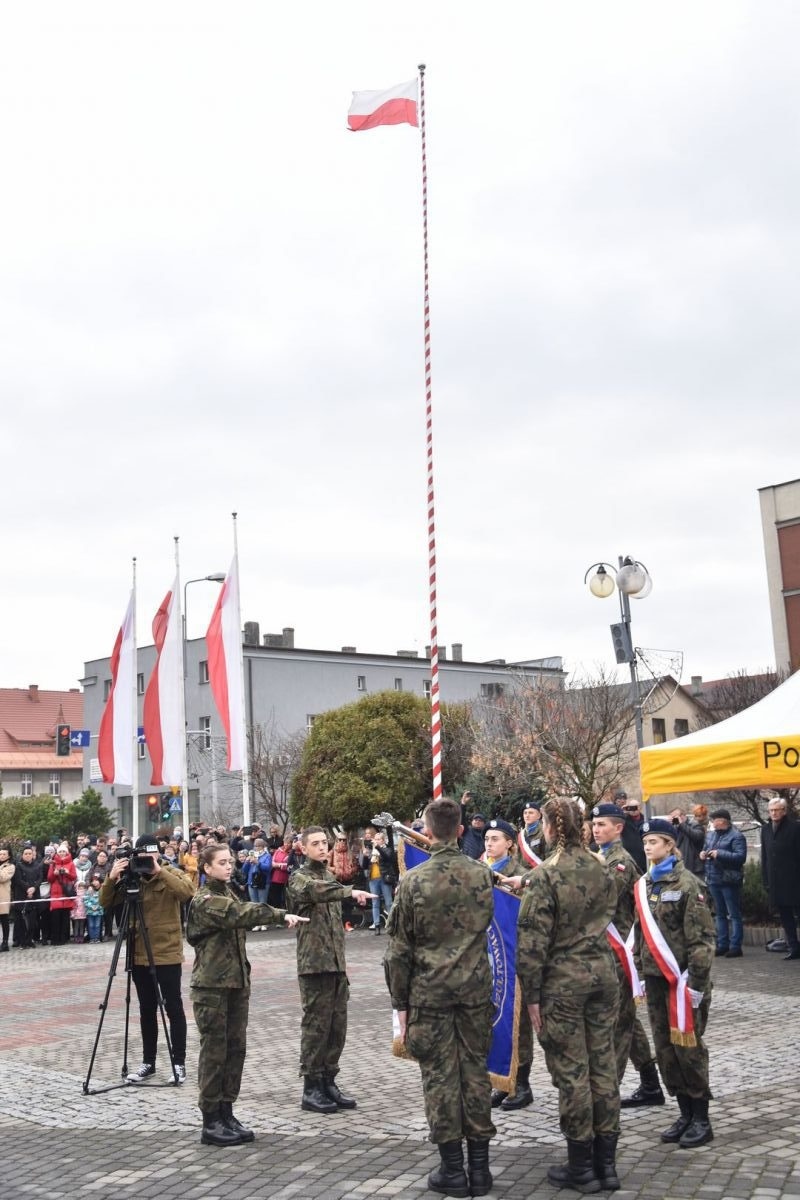 Zdjęcie w galerii na portalu naszwodzislaw.com: Klasy mundurowe z Rydułtów ślubowały [FOTO] wiadomości z regionu
