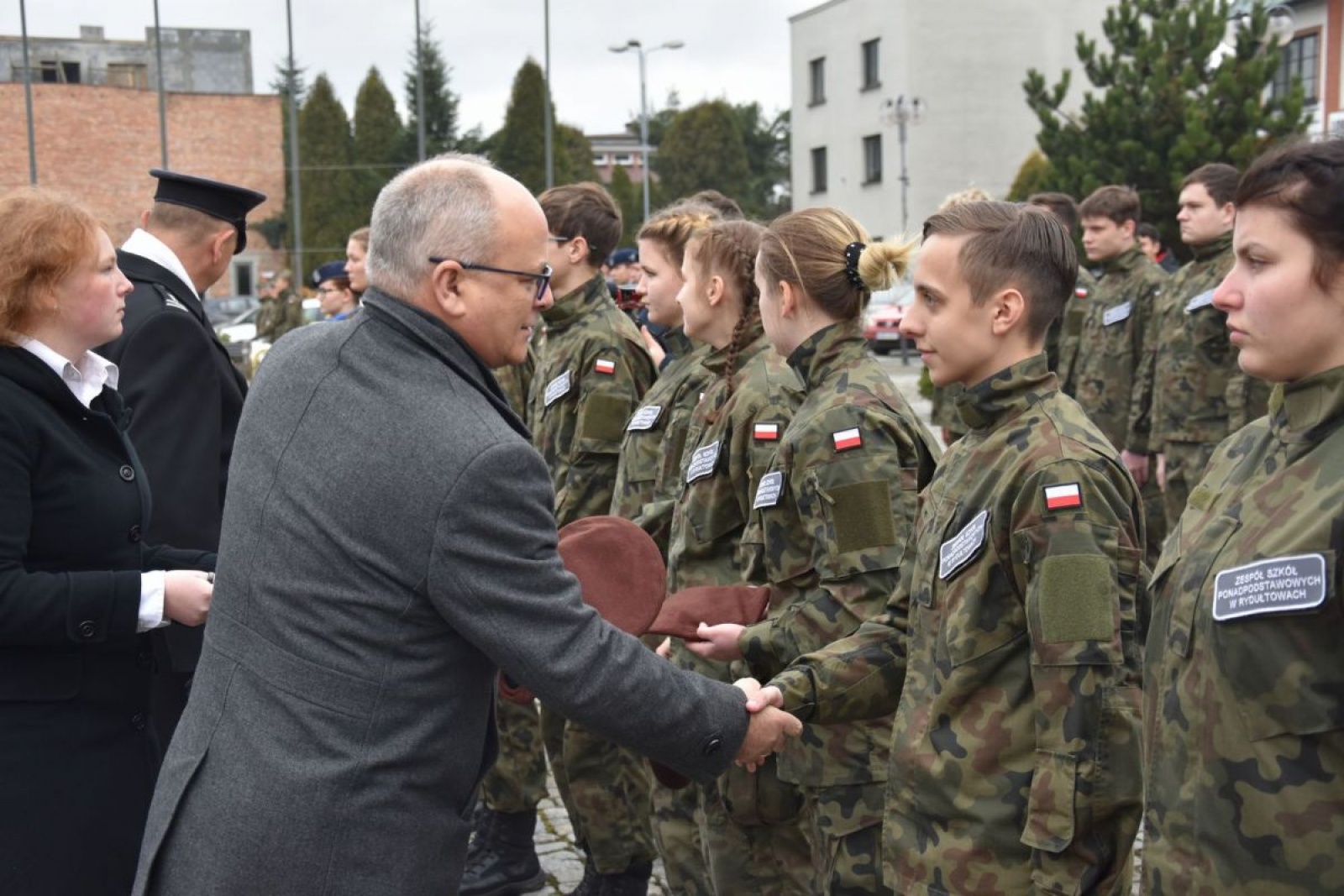 Zdjęcie w galerii na portalu naszwodzislaw.com: Klasy mundurowe z Rydułtów ślubowały [FOTO] wiadomości z regionu