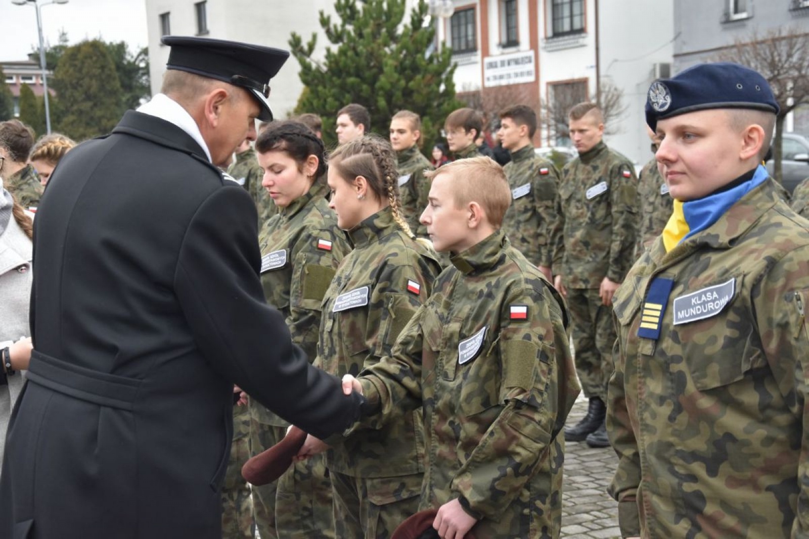 Zdjęcie w galerii na portalu naszwodzislaw.com: Klasy mundurowe z Rydułtów ślubowały [FOTO] wiadomości z regionu