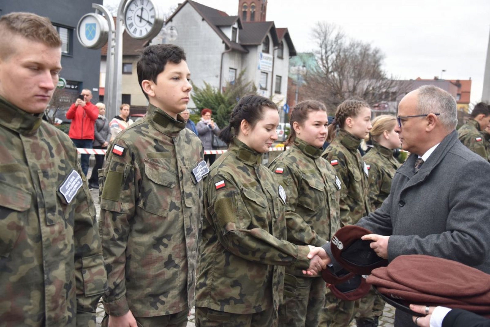 Zdjęcie w galerii na portalu naszwodzislaw.com: Klasy mundurowe z Rydułtów ślubowały [FOTO] wiadomości z regionu