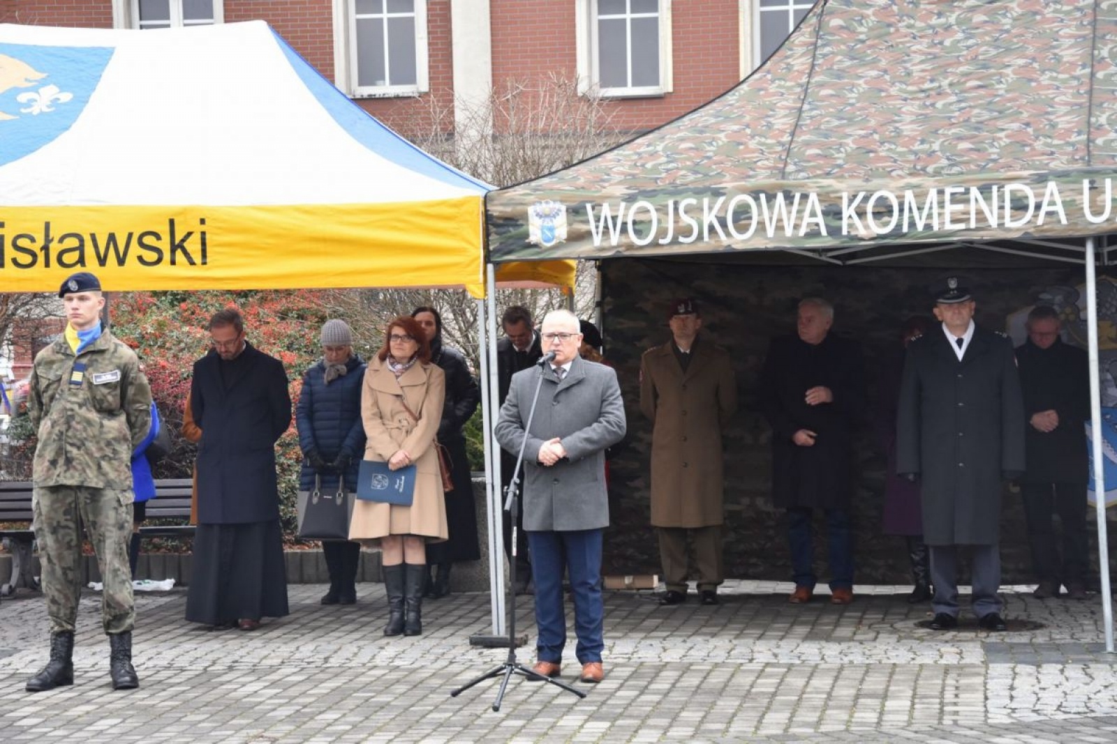 Zdjęcie w galerii na portalu naszwodzislaw.com: Klasy mundurowe z Rydułtów ślubowały [FOTO] wiadomości z regionu
