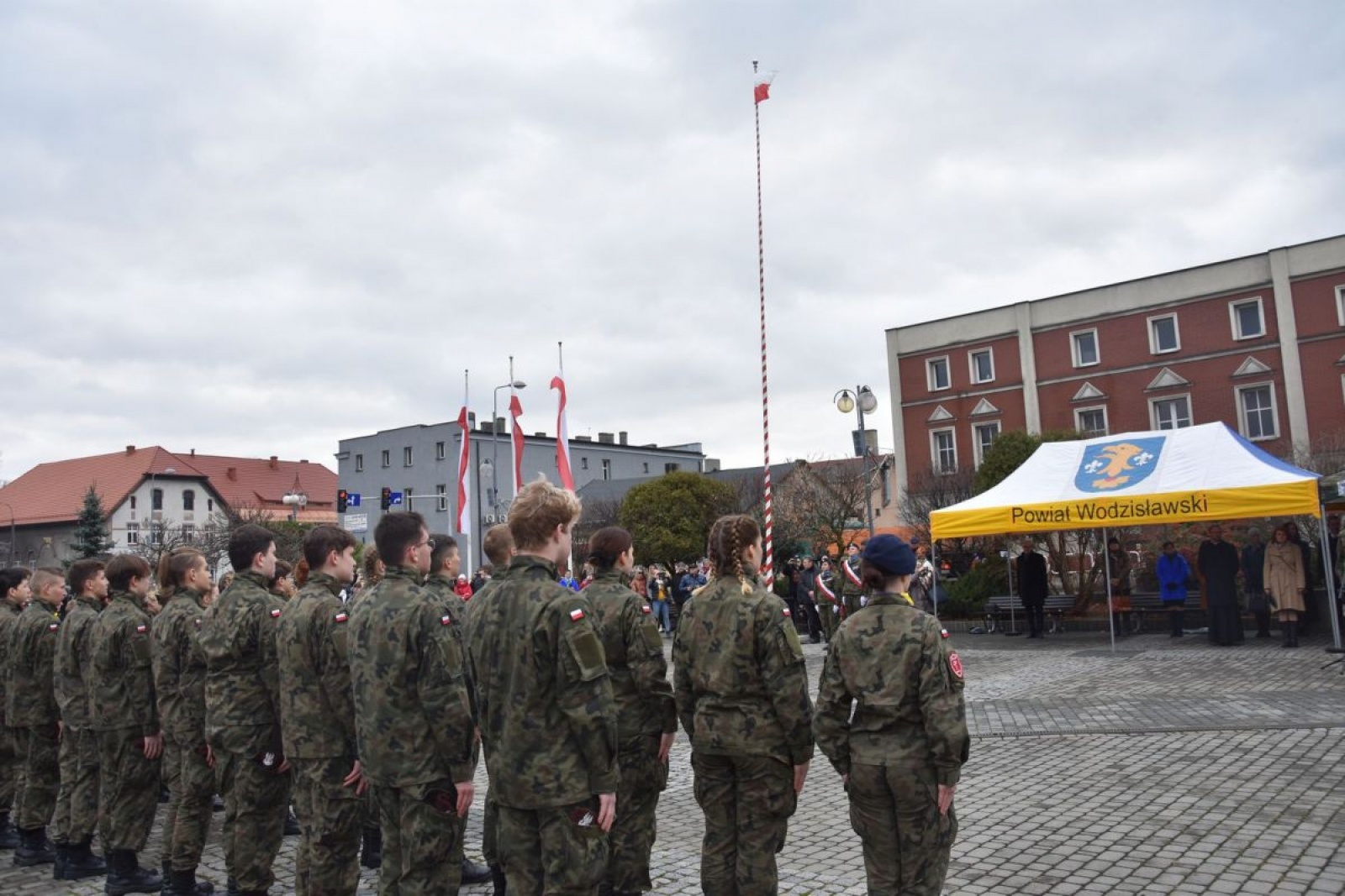 Zdjęcie w galerii na portalu naszwodzislaw.com: Klasy mundurowe z Rydułtów ślubowały [FOTO] wiadomości z regionu