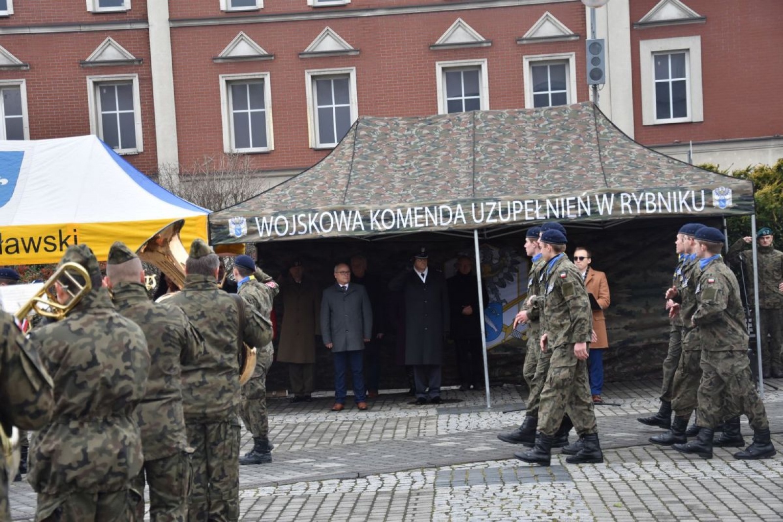 Zdjęcie w galerii na portalu naszwodzislaw.com: Klasy mundurowe z Rydułtów ślubowały [FOTO] wiadomości z regionu