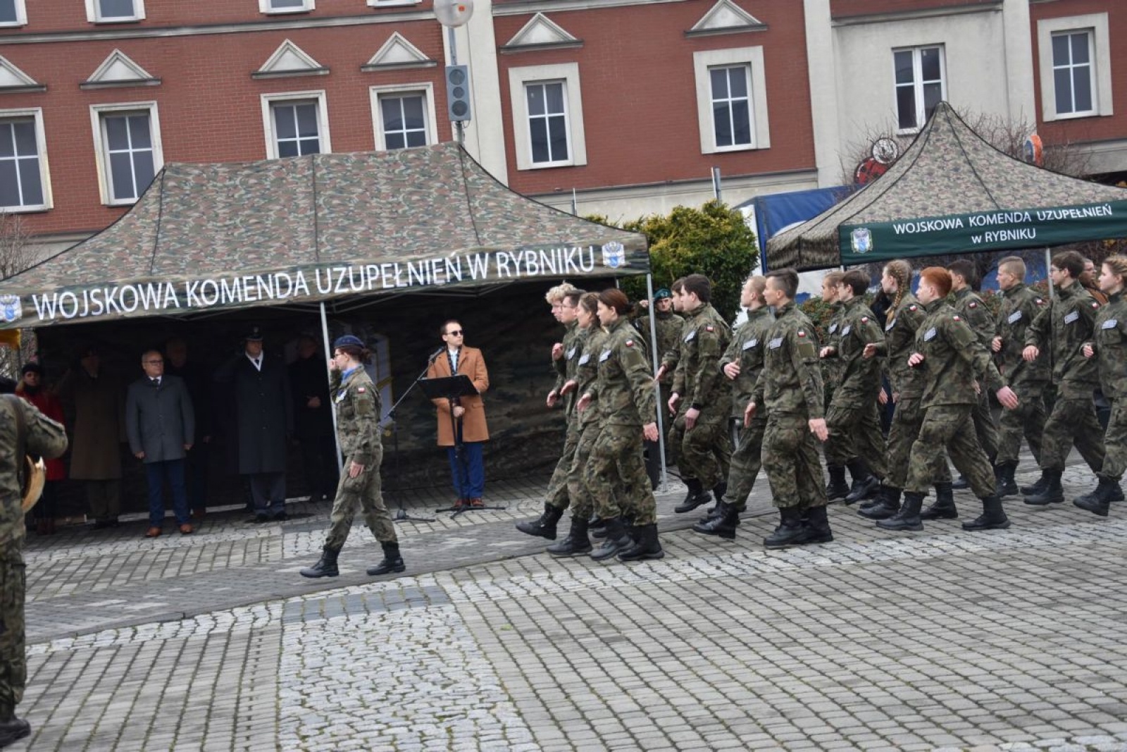 Zdjęcie w galerii na portalu naszwodzislaw.com: Klasy mundurowe z Rydułtów ślubowały [FOTO] wiadomości z regionu