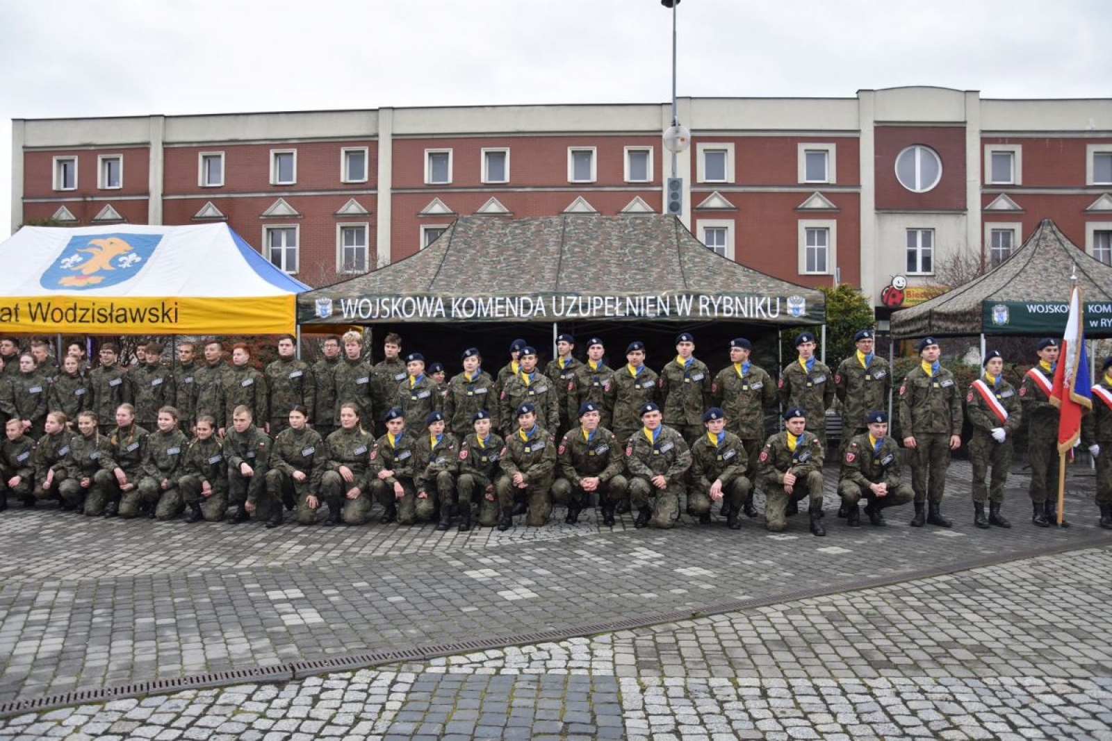 Zdjęcie w galerii na portalu naszwodzislaw.com: Klasy mundurowe z Rydułtów ślubowały [FOTO] wiadomości z regionu