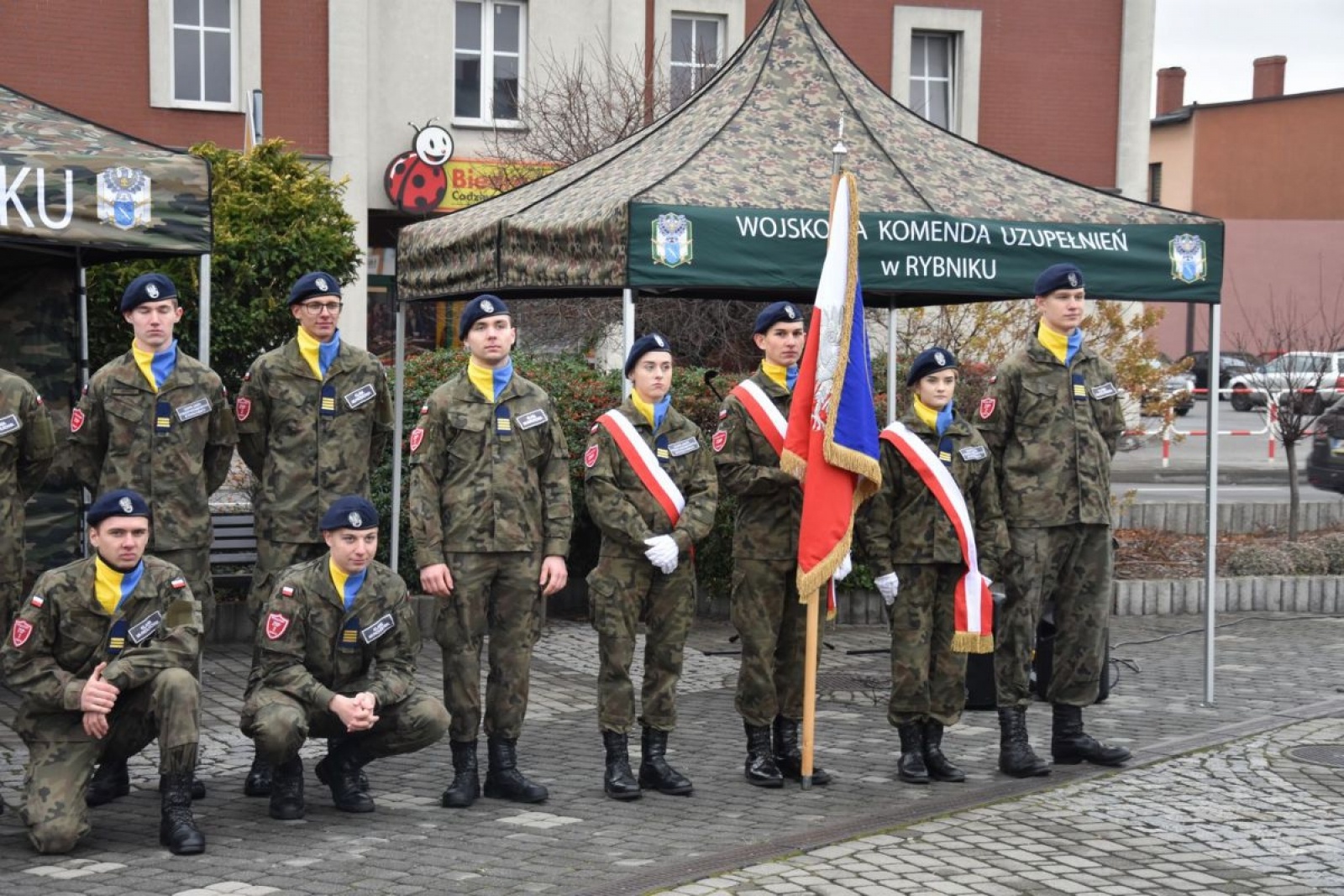 Zdjęcie w galerii na portalu naszwodzislaw.com: Klasy mundurowe z Rydułtów ślubowały [FOTO] wiadomości z regionu