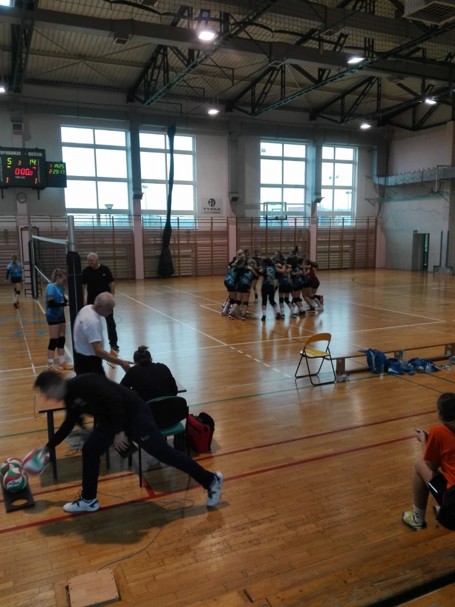 Zdjęcie w galerii na portalu naszwodzislaw.com: Bardzo pracowity weekend siatkarek wodzisławskiej Zorzy wiadomości z regionu