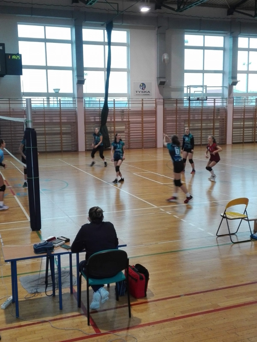 Zdjęcie w galerii na portalu naszwodzislaw.com: Bardzo pracowity weekend siatkarek wodzisławskiej Zorzy wiadomości z regionu