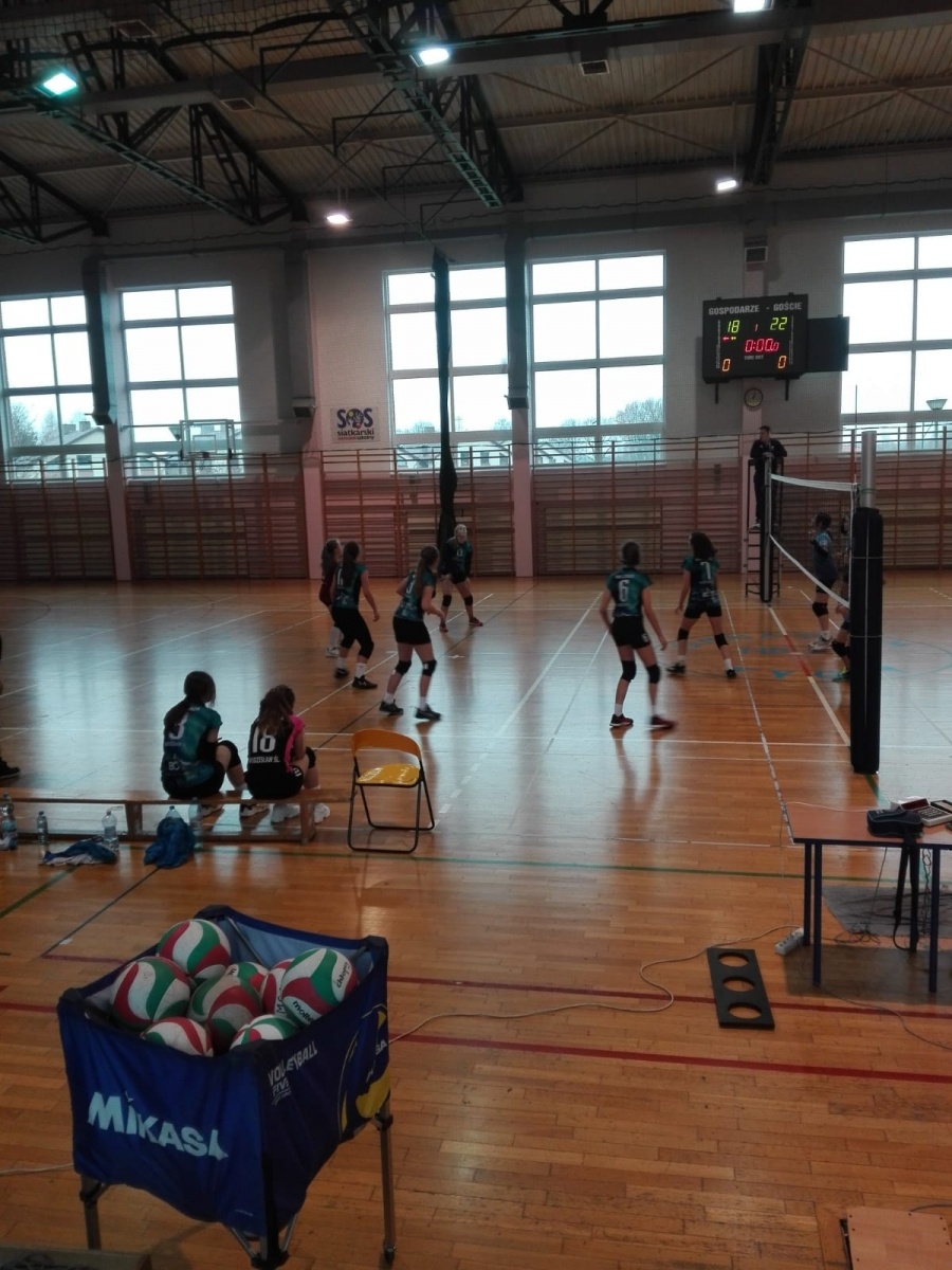 Zdjęcie w galerii na portalu naszwodzislaw.com: Bardzo pracowity weekend siatkarek wodzisławskiej Zorzy wiadomości z regionu