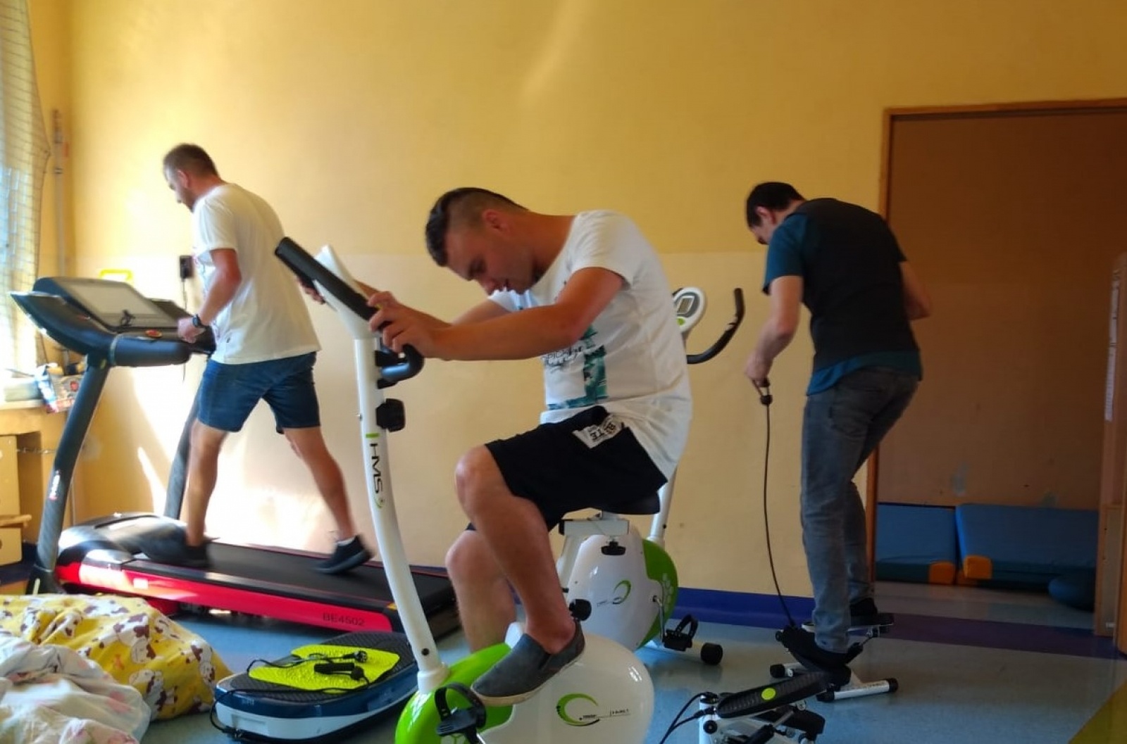 Zdjęcie w galerii na portalu naszwodzislaw.com: Pomagają młodym ludziom zyskać samodzielność i niezależność wiadomości z regionu