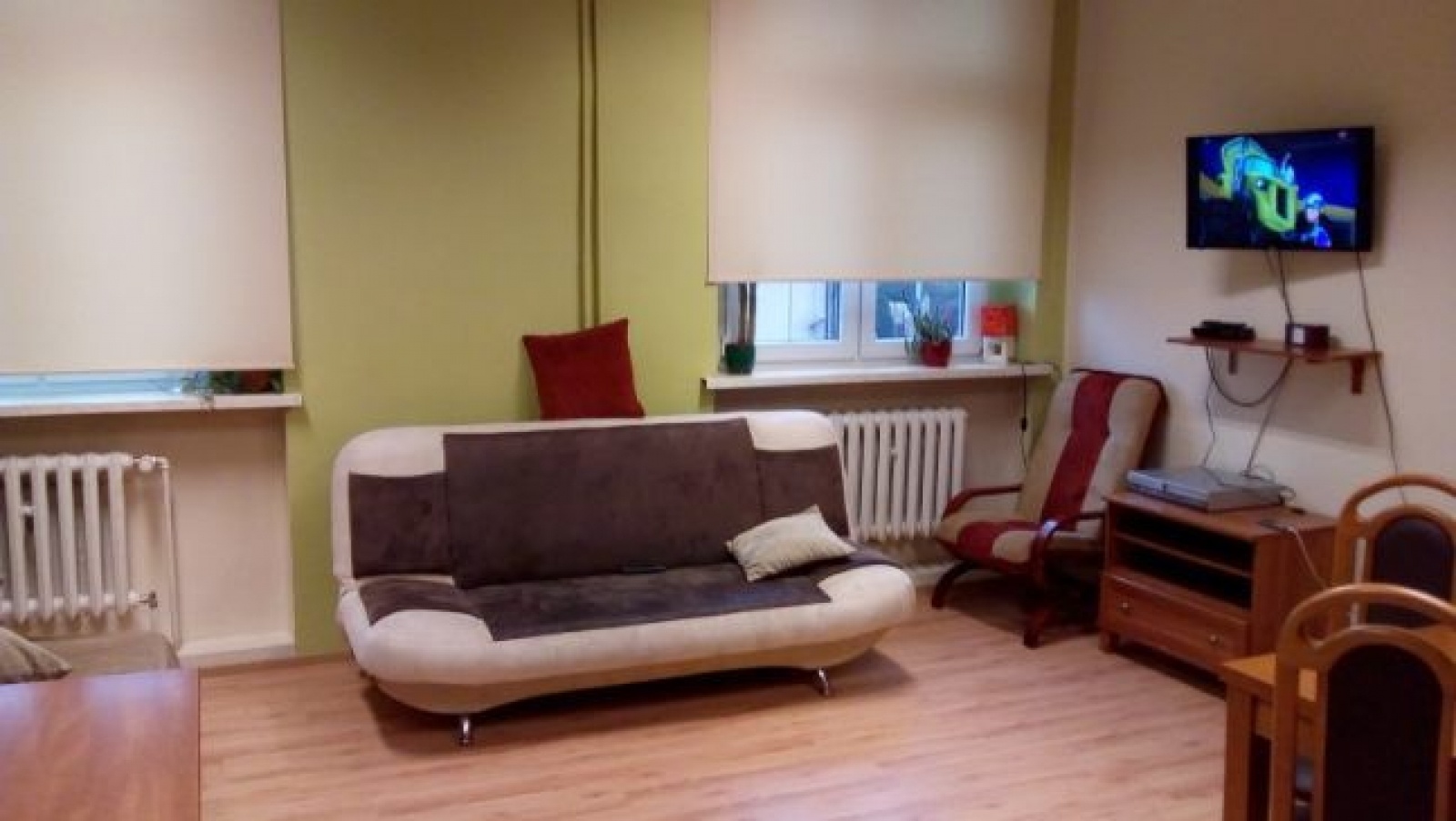 Zdjęcie w galerii na portalu naszwodzislaw.com: To miejsce, gdzie zawsze ktoś czeka wiadomości z regionu