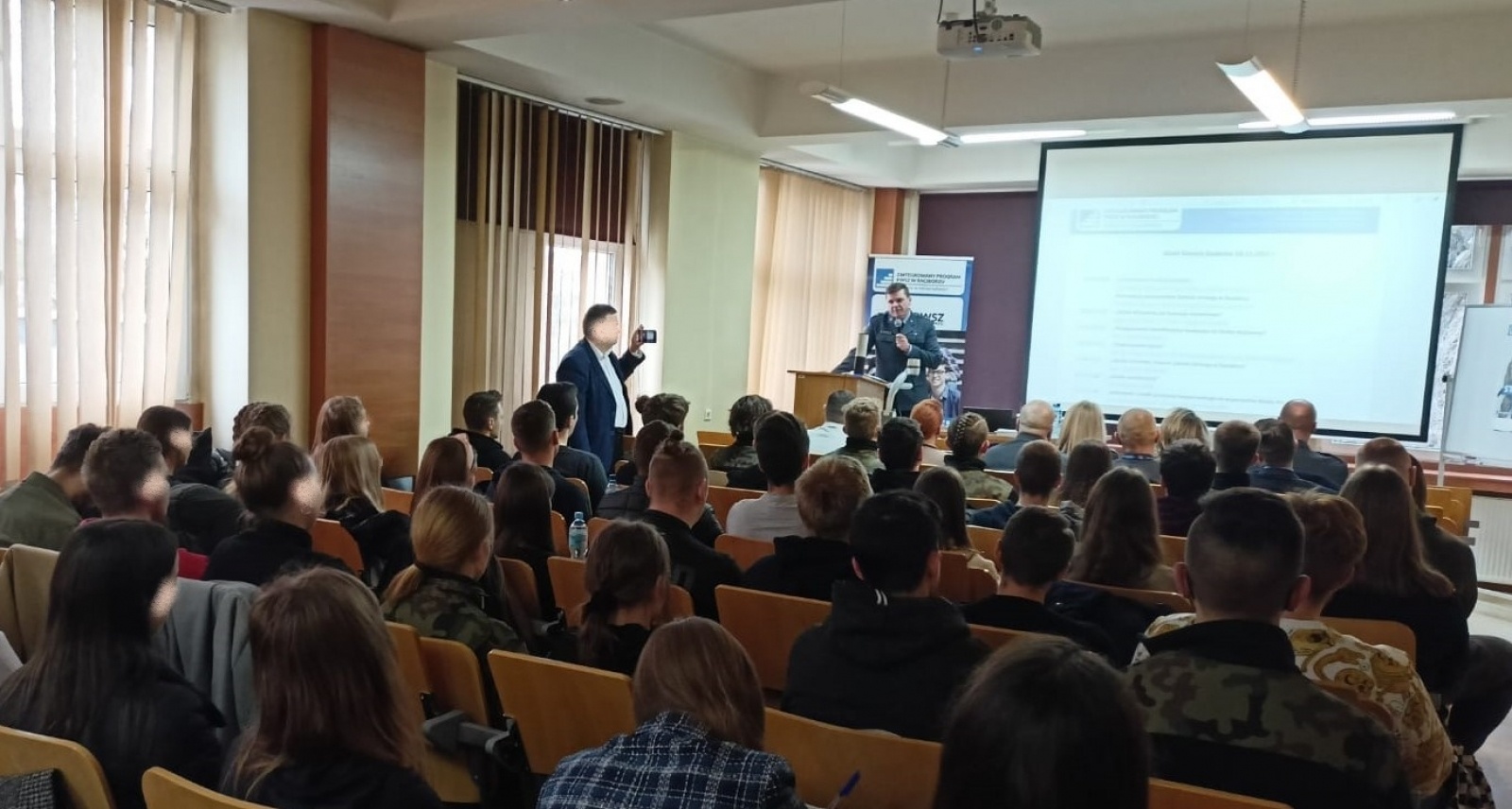 Zdjęcie w galerii na portalu naszwodzislaw.com: Nowe drogi, nowe możliwości. Służba Więzienna w PWSZ wiadomości z regionu