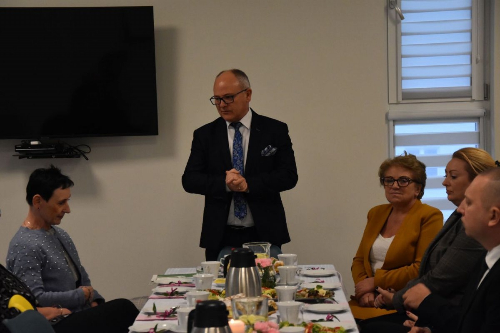 Zdjęcie w galerii na portalu naszwodzislaw.com: Pracownicy pomocy społecznej docenieni wiadomości z regionu