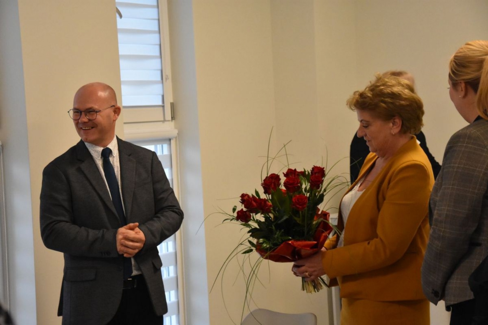 Zdjęcie w galerii na portalu naszwodzislaw.com: Pracownicy pomocy społecznej docenieni wiadomości z regionu