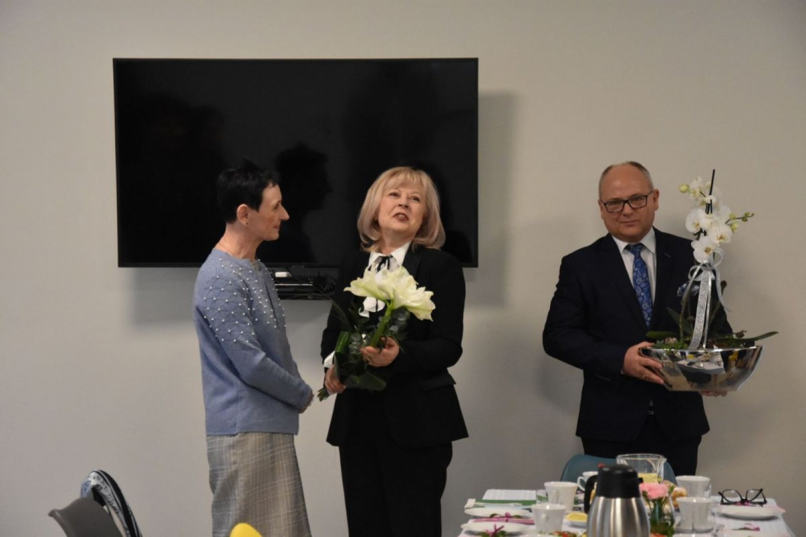 Zdjęcie w galerii na portalu naszwodzislaw.com: Pracownicy pomocy społecznej docenieni wiadomości z regionu