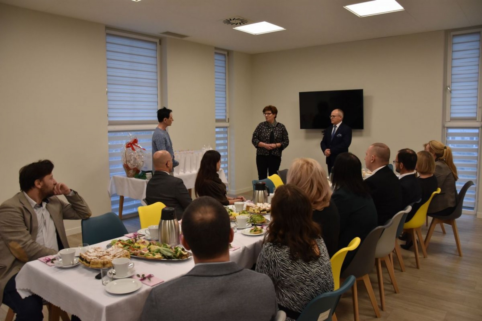 Zdjęcie w galerii na portalu naszwodzislaw.com: Pracownicy pomocy społecznej docenieni wiadomości z regionu