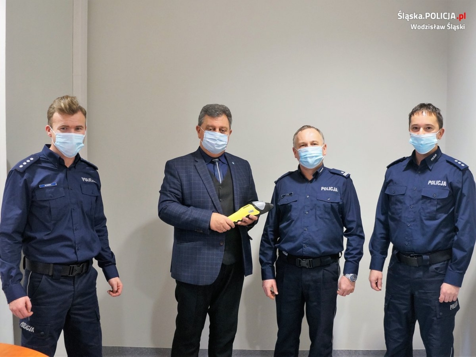 Zdjęcie w galerii na portalu naszwodzislaw.com: Pszowski komisariat ma nowy alkomat wiadomości z regionu