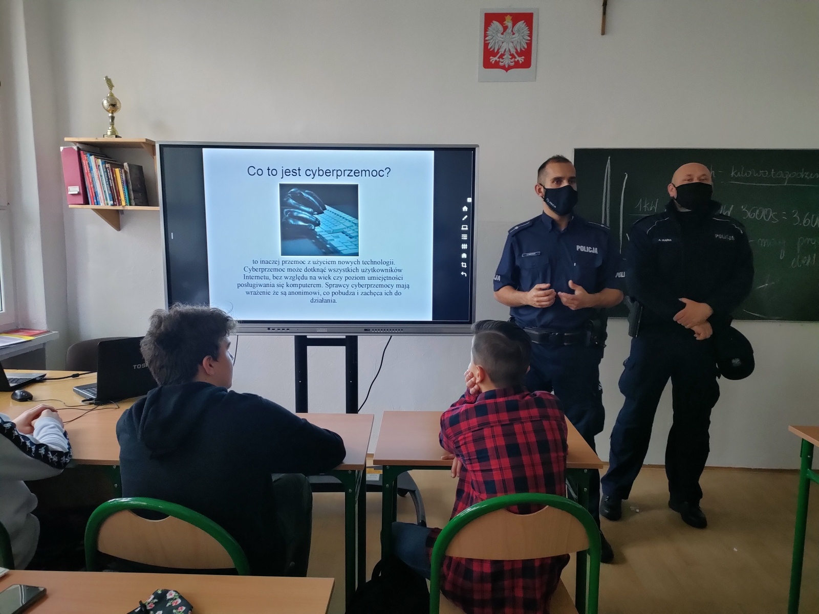 Zdjęcie w galerii na portalu naszwodzislaw.com: SP 10 w walce z hejtem wiadomości z regionu