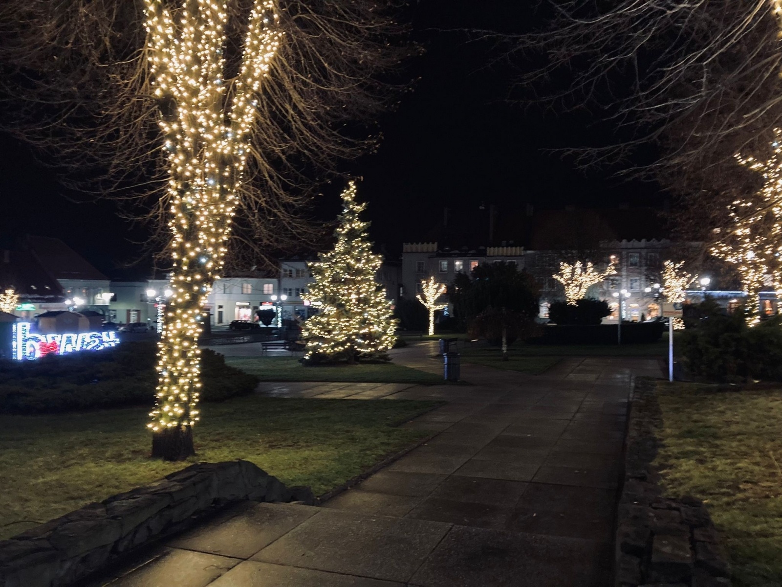 Zdjęcie w galerii na portalu naszwodzislaw.com: Wodzisław Śląski w świątecznym wydaniu wiadomości z regionu